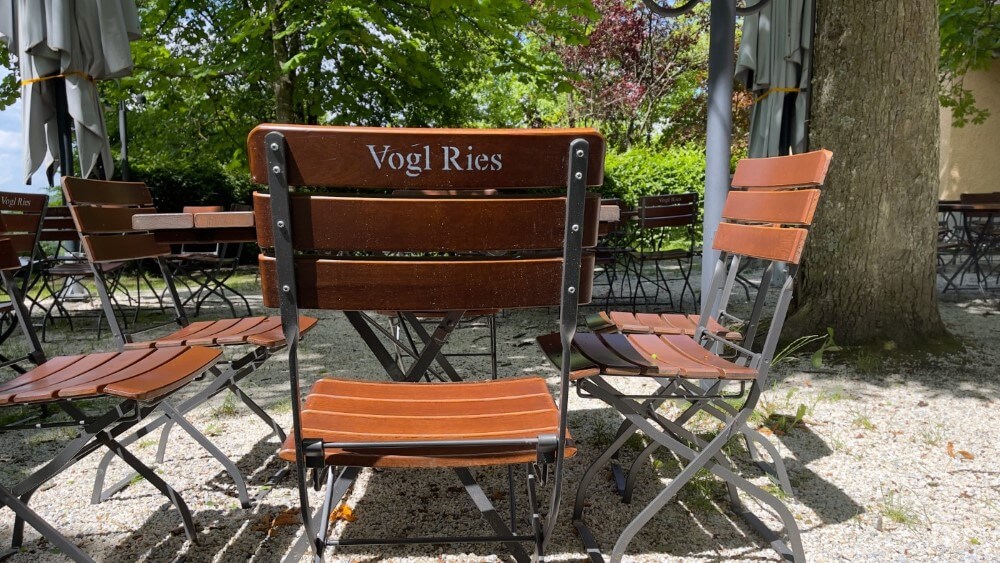 Biergarten des Gasthauses Vogl an der Ries in Passau